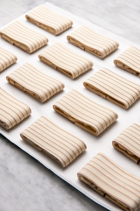 Mini Pain Suisse - FROZEN - Pack of 12 Pcs