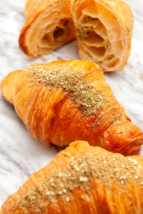 Zaatar Croissant - FROZEN - Pack of 6 pcs