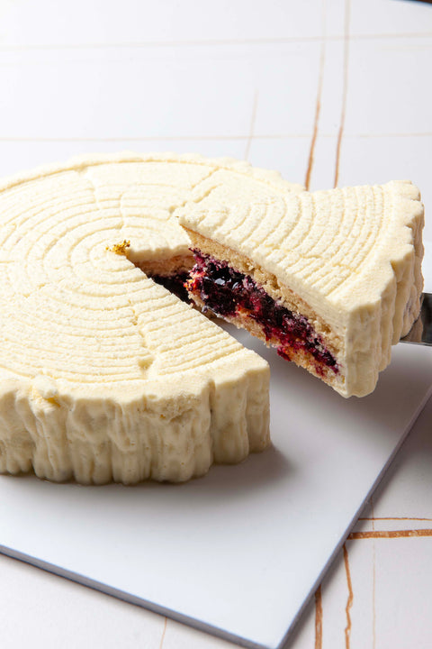 Bûche Vanille – Fruits Rouges