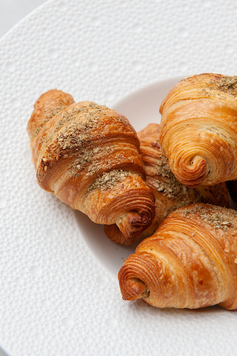 Mini Zaatar Croissant - FROZEN - Pack of 12 pcs