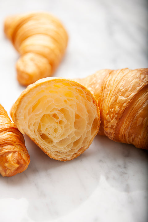 Plain Pure Butter Croissant - FROZEN - Pack of 6 pcs