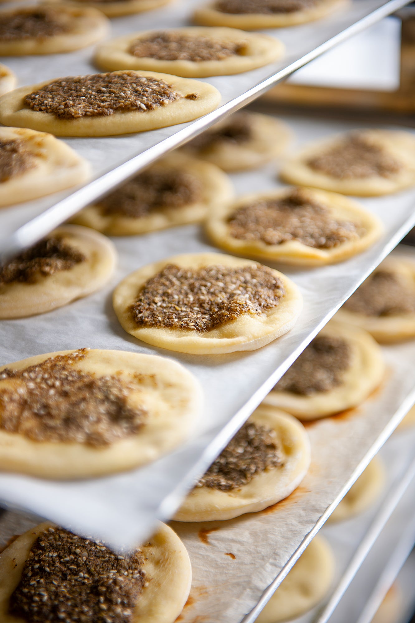 Mini Zaatar Manakish - FROZEN - Pack of 24 pcs – Clément Lebanon