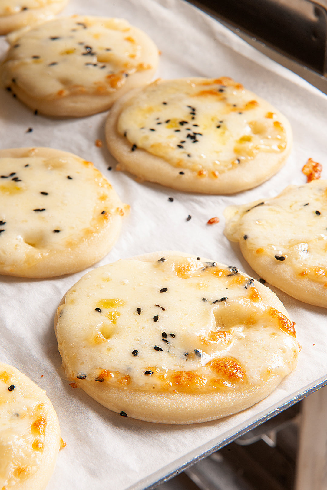 Mini Manakaeeesh Mini Cheese Manakish – Clément - Lebanon